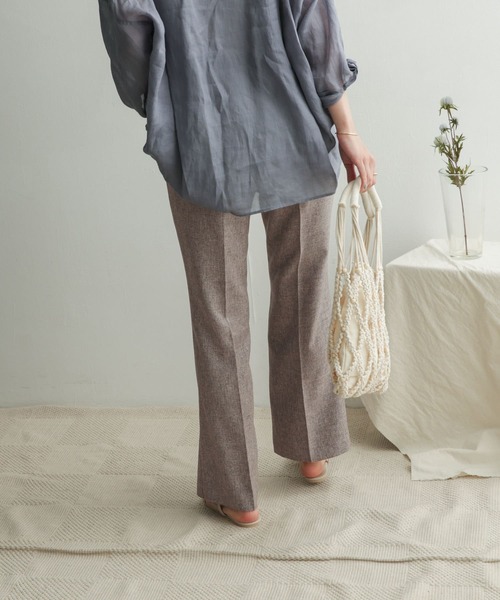 URBAN RESEARCH DOORS(アーバンリサーチドアーズ)の「リネンライクフレアイージーパンツ(その他パンツ・レディース・ベージュ/グレー・38/36)」の18枚目の写真