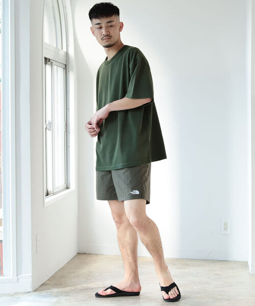 THE NORTH FACE（ザノースフェイス）の「THE NORTH FACE / Versatile Short（その他パンツ・メンズ・オリーブ/ブラック/カーキ/インディゴブルー・X-LARGE/MEDIUM/SMALL/LARGE）」の7枚目の写真