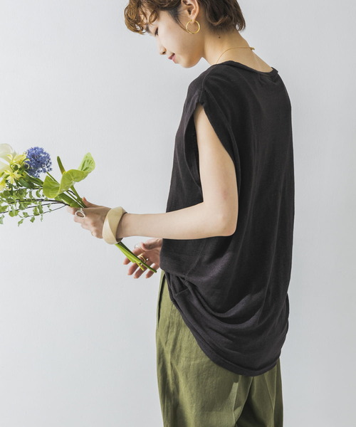 URBAN RESEARCH（アーバンリサーチ）の「リネンノースリーブカットソー（Tシャツ/カットソー・レディース・ブラック/オレンジ/モカ・FREE）」の10枚目の写真