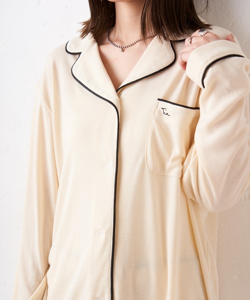 TERRITOIRE（テリトワール）の「【ソフトな肌触り】ストレッチ快眠パジャマ　上下セット（ルームウェア/パジャマ・レディース・ブラック/パープル/グリーン/アイボリー・MEDIUM/LARGE）」の9枚目の写真