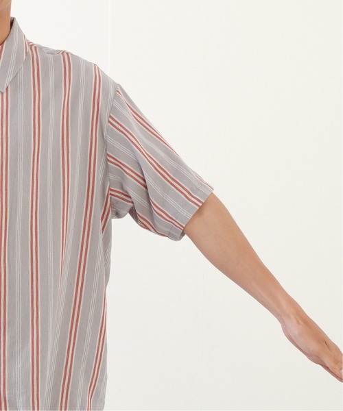 JOURNAL STANDARD relume（ジャーナルスタンダード　レリューム）の「楊柳 ビッグシルエット ストライプシャツ（シャツ/ブラウス・メンズ・グレー/サックスブルー/ベージュ系その他・LARGE/MEDIUM）」の16枚目の写真