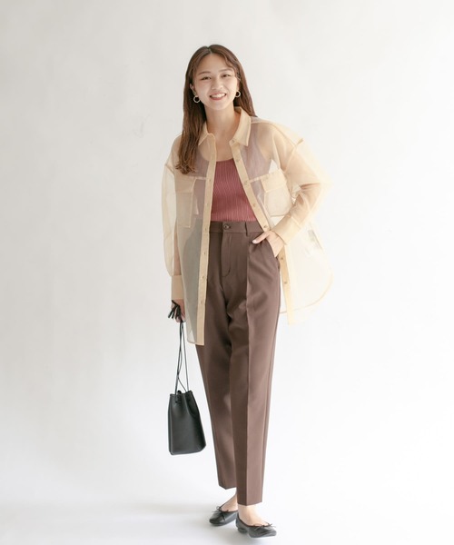 KBF（ケイビーエフ）の「illi　ワンタックスリムテーパードパンツ（その他パンツ・レディース・ブラック/ベージュ/ブラウン・38/36）」の13枚目の写真