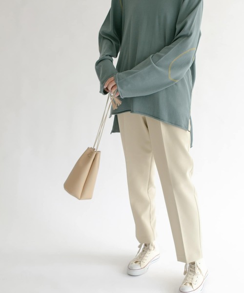 KBF（ケイビーエフ）の「illi　ワンタックスリムテーパードパンツ（その他パンツ・レディース・ブラック/ベージュ/ブラウン・38/36）」の15枚目の写真