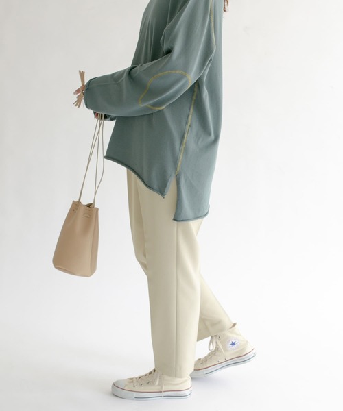 KBF（ケイビーエフ）の「illi　ワンタックスリムテーパードパンツ（その他パンツ・レディース・ブラック/ベージュ/ブラウン・38/36）」の16枚目の写真