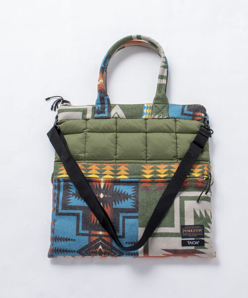 PENDLETON(ペンドルトン)の「【TAION】×【PENDLETON】コンビネーション3WAY #PDT-TON-213002(トートバッグ・メンズ・ホワイト系その他4/ブラック系その他3/ベージュ系その他3/グリーン系その他3/ブルー系その他7/レッド系その他3・FREE)」の8枚目の写真