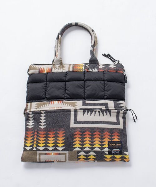 PENDLETON(ペンドルトン)の「【TAION】×【PENDLETON】コンビネーション3WAY #PDT-TON-213002(トートバッグ・メンズ・ホワイト系その他4/ブラック系その他3/ベージュ系その他3/グリーン系その他3/ブルー系その他7/レッド系その他3・FREE)」の10枚目の写真