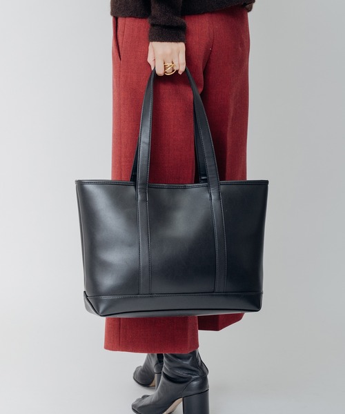 DEVICE+（デバイスプラス）の「DEVICE＋  フェイクレザー シンプル シックデザイン ビッグ トートバッグ（トートバッグ・メンズ・ブラック・FREE）」の19枚目の写真