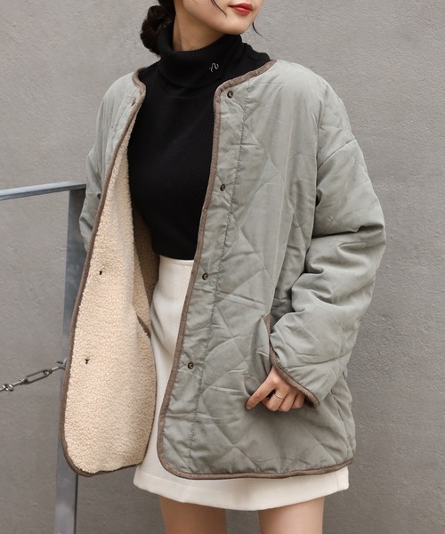 one after another NICE CLAUP（ワンアフターアナザーナイスクラップ）の「【ZOZO限定】リバーシブルで着こなし広がる！ノーカラーキルティングボアコート（ノーカラーコート・レディース・ブラック/オフホワイト/ライトカーキ/ライトベージュ・FREE）」の9枚目の写真