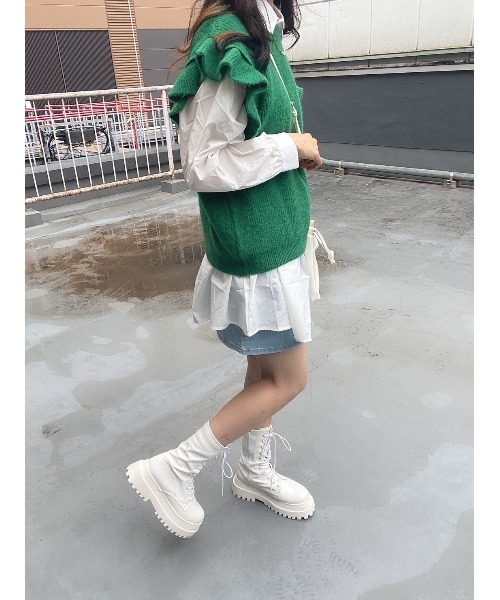 WC（ダブル シー）の「フリルニットベスト（ベスト・レディース・ブラック/グリーン/アイボリー・FREE）」の4枚目の写真