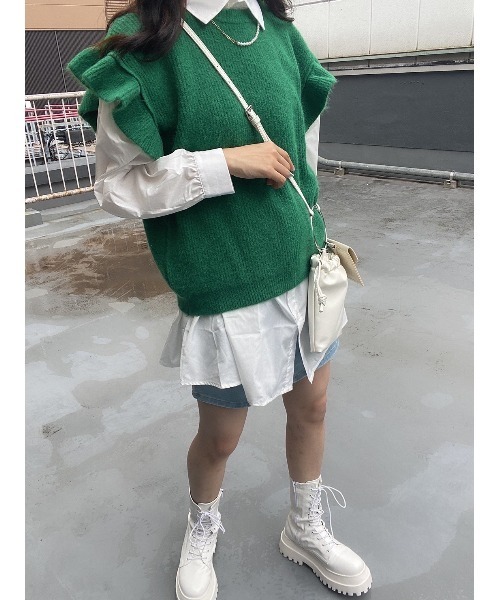 WC（ダブル シー）の「フリルニットベスト（ベスト・レディース・ブラック/グリーン/アイボリー・FREE）」の13枚目の写真