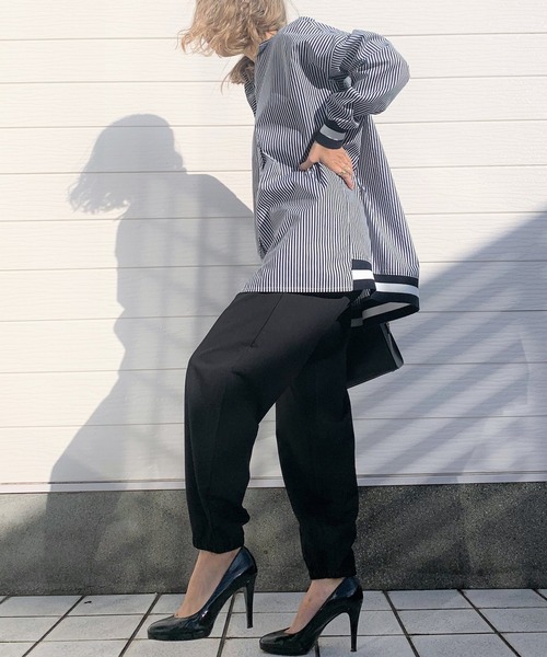 Q(キュー)の「ストレッチツイル ジョガーパンツ(その他パンツ・レディース・アクア/ブラック/ライトグレー・MEDIUM)」の10枚目の写真