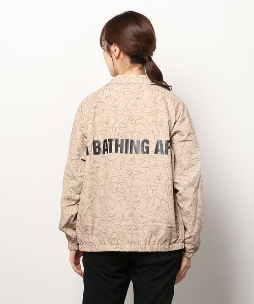 A BATHING APE（アベイシングエイプ）の「LINE CAMO TRACK JACKET L（ブルゾン・レディース・ベージュ/パープル・X-SMALL/SMALL）」の5枚目の写真
