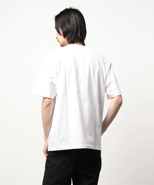 BANKS（バンクス）の「DESIGN TEE/BANKS(バンクス)ブランドロゴプリントリラックスフィット半袖Tシャツ（Tシャツ/カットソー・メンズ・ブルー/オフホワイト/ダークブラック・MEDIUM/X-LARGE/SMALL/LARGE）」の5枚目の写真