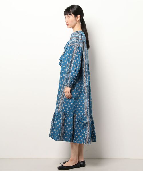 チャイハネ(チャイハネ)の「【チャイハネ】バンダナ柄ティアードワンピース(ワンピース・レディース・ベージュ/ブルー/オレンジ・FREE)」の7枚目の写真