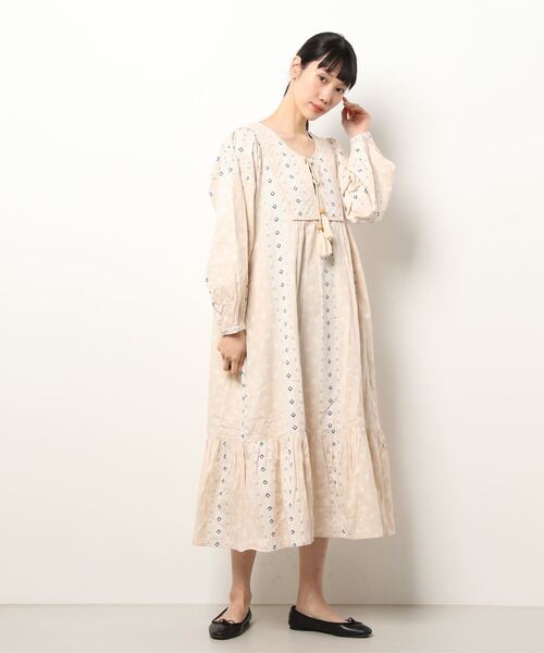 チャイハネ(チャイハネ)の「【チャイハネ】バンダナ柄ティアードワンピース(ワンピース・レディース・ベージュ/ブルー/オレンジ・FREE)」の11枚目の写真