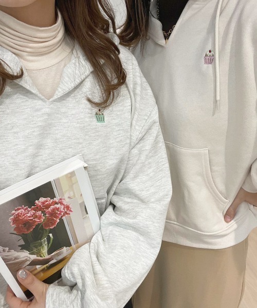 apres jour（アプレジュール）の「スリットネックパーカー【ZOZOTOWN限定アイテム】（パーカー・レディース・ピンク/アイボリー/ナチュラル・X-LARGE/フリー）」の4枚目の写真