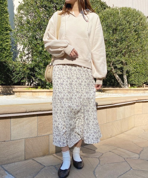 apres jour（アプレジュール）の「スリットネックパーカー【ZOZOTOWN限定アイテム】（パーカー・レディース・ピンク/アイボリー/ナチュラル・X-LARGE/フリー）」の12枚目の写真