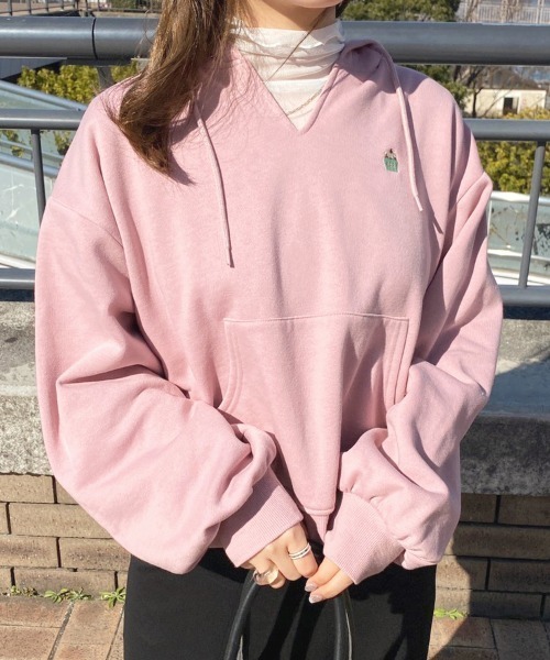 apres jour（アプレジュール）の「スリットネックパーカー【ZOZOTOWN限定アイテム】（パーカー・レディース・ピンク/アイボリー/ナチュラル・X-LARGE/フリー）」の8枚目の写真