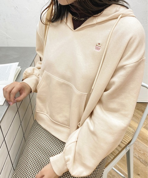 apres jour（アプレジュール）の「スリットネックパーカー【ZOZOTOWN限定アイテム】（パーカー・レディース・ピンク/アイボリー/ナチュラル・X-LARGE/フリー）」の10枚目の写真