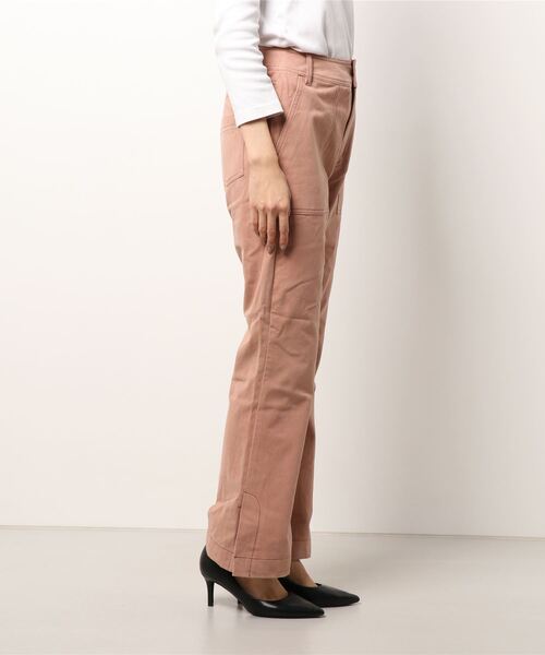 A de a.v.v（アードアー・ヴェ・ヴェ）の「(SET UP対応) デニムライクカラーフレアパンツ（デニムパンツ・レディース・アイボリー/ピンク/グリーン・36/38）」の5枚目の写真