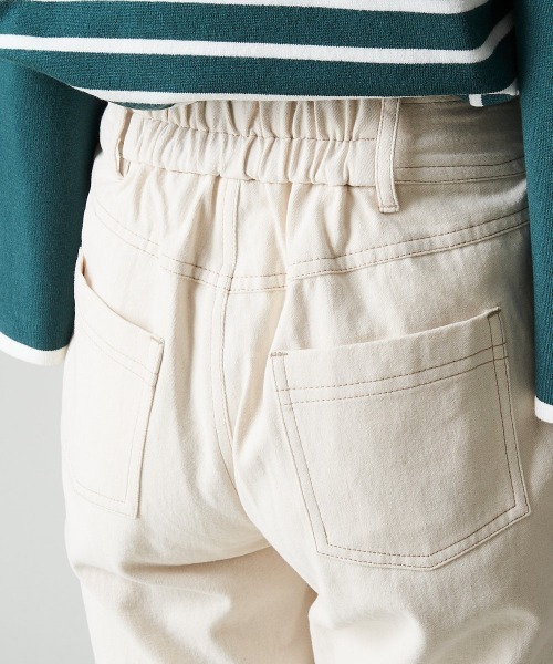 A de a.v.v（アードアー・ヴェ・ヴェ）の「(SET UP対応) デニムライクカラーフレアパンツ（デニムパンツ・レディース・アイボリー/ピンク/グリーン・36/38）」の12枚目の写真