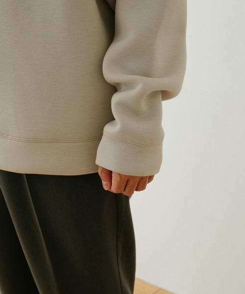 ITEMS URBANRESEARCH(アイテムズ アーバンリサーチ)の「カノコダンボール クルーネックプルオーバー(スウェット・メンズ・ダークグレー/グレー系その他/ブラック・MEDIUM/LARGE)」の21枚目の写真