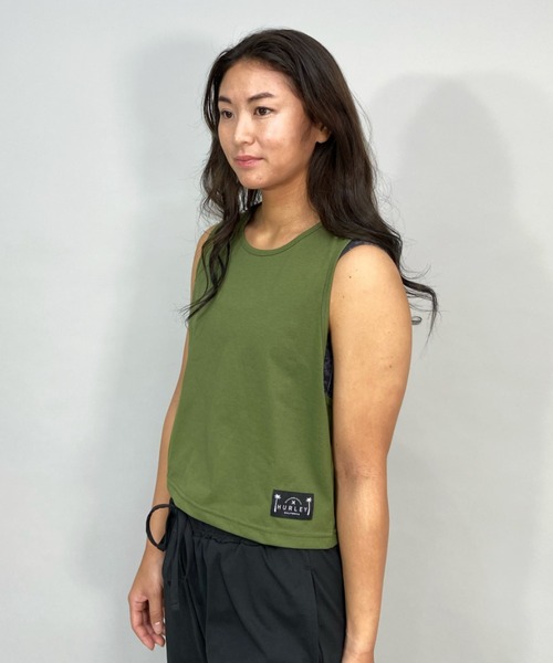 Hurley (ハーレー)の「Hurley/ハーレー 水陸両用ワンポイントロゴショート丈タンクトップ/ラッシュガードタンクトップ WSL2200002(タンクトップ・レディース・ホワイト/ブラック/カーキ・S/M)」の3枚目の写真