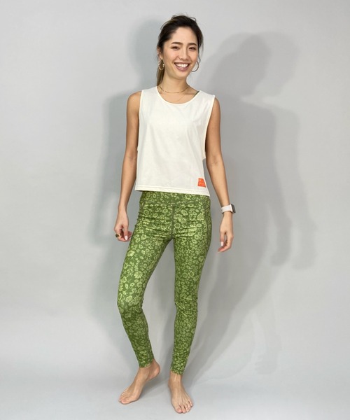 Hurley (ハーレー)の「Hurley/ハーレー 水陸両用ワンポイントロゴショート丈タンクトップ/ラッシュガードタンクトップ WSL2200002(タンクトップ・レディース・ホワイト/ブラック/カーキ・S/M)」の15枚目の写真