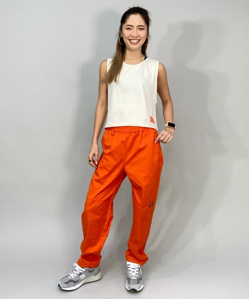 Hurley (ハーレー)の「Hurley/ハーレー 水陸両用ワンポイントロゴショート丈タンクトップ/ラッシュガードタンクトップ WSL2200002(タンクトップ・レディース・ホワイト/ブラック/カーキ・S/M)」の17枚目の写真