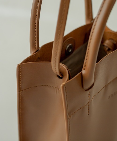 ROROL(ロロル)の「ROROL スクエアミニショルダー(ショルダーバッグ・レディース・ブラック/オフホワイト/キャメル・ONE SIZE)」の21枚目の写真