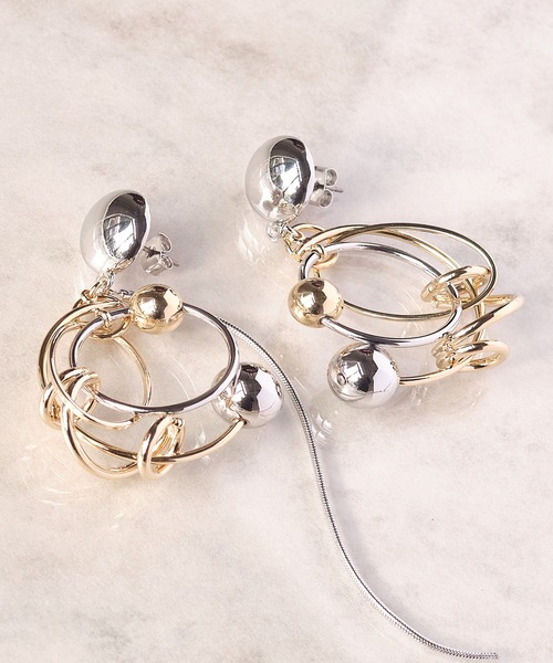 amplis（アンプリス）の「アシンメトリーピアス/spicky（ピアス（両耳用）・レディース・シルバー/イエローゴールド・FREE）」の4枚目の写真