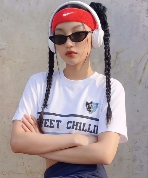 NIKE(ナイキ)の「【NIKE / ナイキ】ワンポイントヘアバンド / 洗顔やメイクスポーツにも整える時間に/しっかりフィット(ヘアバンド・メンズ・ホワイト/ブラック/ピンク/ワイン/レッド/オレンジ/トリコロール/ロイヤルブルー/フューシャピンク/ライトグリーン/グレー/レッド系その他/パープル系その他/オレンジ系その他/レッド系その他2・ONESIZE)」の12枚目の写真
