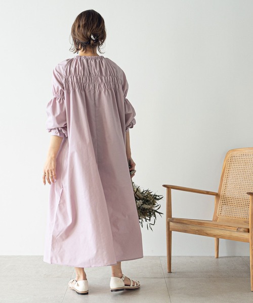 rectangle（レクタングル）の「シャーリングロングワンピース（ワンピース・レディース・ピンク/ブラック/オフホワイト・FREE）」の5枚目の写真