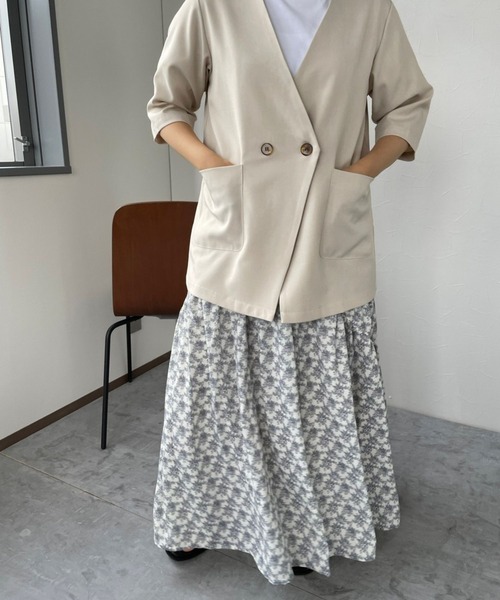 JUGLANS(ユグランス)の「☆ 大人レトロ。花柄ギャザー切替マキシスカート 343073(スカート・レディース・ホワイト/ブラック・FREE)」の1枚目の写真