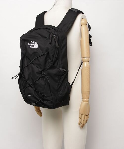 THE NORTH FACE（ザノースフェイス）の「THE NORTH FACE/ザ・ノースフェイス Jester(ジェスター) バックパック/リュック（バックパック/リュック・メンズ・ブラック・FREE）」の5枚目の写真