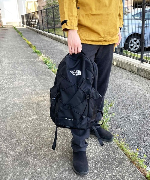 THE NORTH FACE（ザノースフェイス）の「THE NORTH FACE/ザ・ノースフェイス Jester(ジェスター) バックパック/リュック（バックパック/リュック・メンズ・ブラック・FREE）」の7枚目の写真