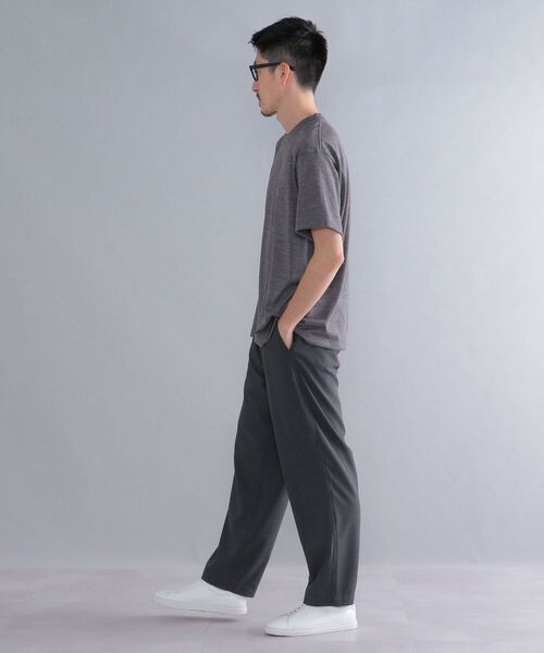 SHIPS（シップス）の「SHIPS:〈ウォッシャブル〉テックウール クルーネック Tシャツ（Tシャツ/カットソー・メンズ・ネイビー/ブラック/グレー・SMALL/LARGE/MEDIUM/X-LARGE）」の8枚目の写真