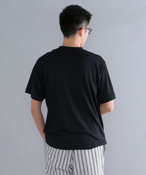 SHIPS（シップス）の「SHIPS:〈ウォッシャブル〉テックウール クルーネック Tシャツ（Tシャツ/カットソー・メンズ・ネイビー/ブラック/グレー・SMALL/LARGE/MEDIUM/X-LARGE）」の14枚目の写真