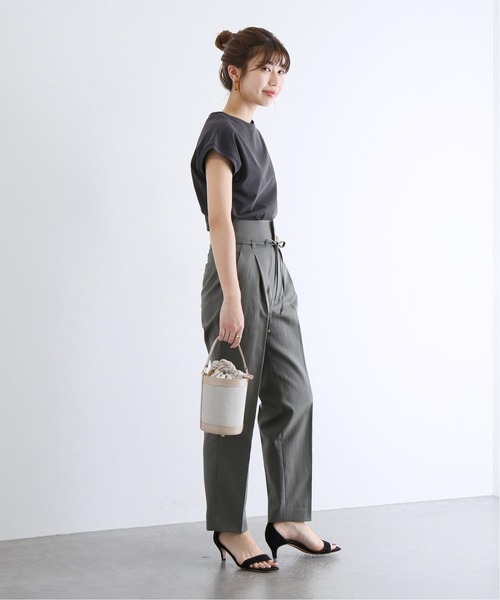 新品　La TOTALITE C/Nツイルリボンツキタックパンツ　ハイウエスト 新品 La TOTALITE C/Nツイルリボンツキタックパンツ ハイ