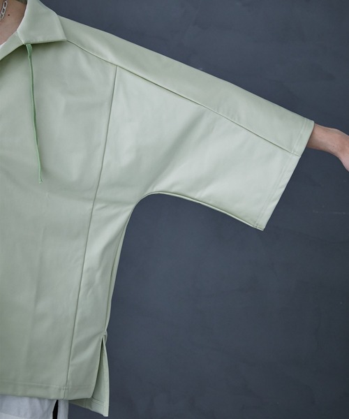 PUBLIC TOKYO（パブリックトウキョウ）の「スキッパースタンドプルオｰバー（シャツ/ブラウス・メンズ・ブラック/カーキ・FREE）」の6枚目の写真