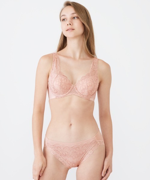 Triumph(トリンプ)の「恋するブラ ソフトストレッチカップ562 ブラジャー【D,Eカップ】TR562 WHU(ブラジャー・レディース・ベージュ/グリーン・D70/D65/D75/E65/E70/E75/D90/E80/D80/D85)」の13枚目の写真