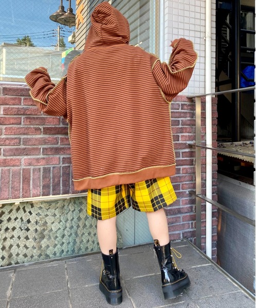 Candy Stripper（キャンディストリッパー）の「ANARCHY BEAR BORDER フーディー（パーカー・レディース・ブラック/ネイビー/ブラウン・2）」の12枚目の写真