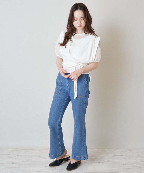 A de a.v.v（アードアー・ヴェ・ヴェ）の「ベスト＆チュールブラウスアンサンブル（Tシャツ/カットソー・レディース・ブラック/ホワイト・36/38）」の3枚目の写真