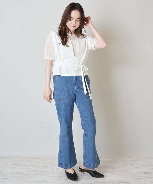 A de a.v.v（アードアー・ヴェ・ヴェ）の「ベスト＆チュールブラウスアンサンブル（Tシャツ/カットソー・レディース・ブラック/ホワイト・36/38）」の5枚目の写真