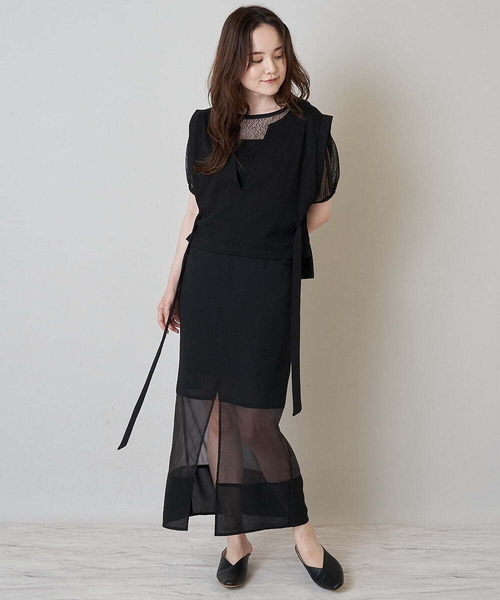 A de a.v.v（アードアー・ヴェ・ヴェ）の「ベスト＆チュールブラウスアンサンブル（Tシャツ/カットソー・レディース・ブラック/ホワイト・36/38）」の10枚目の写真