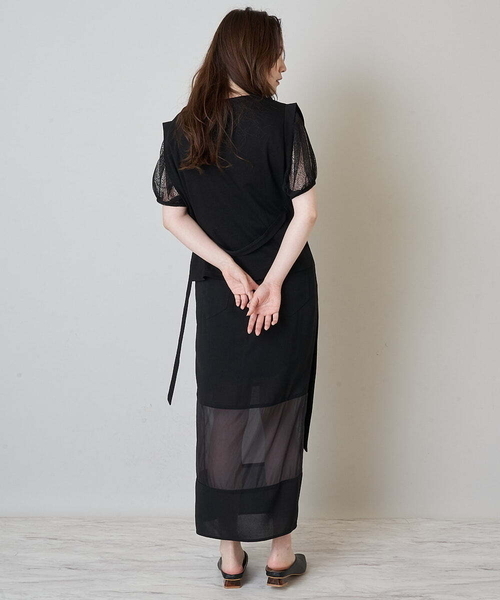 A de a.v.v（アードアー・ヴェ・ヴェ）の「ベスト＆チュールブラウスアンサンブル（Tシャツ/カットソー・レディース・ブラック/ホワイト・36/38）」の12枚目の写真