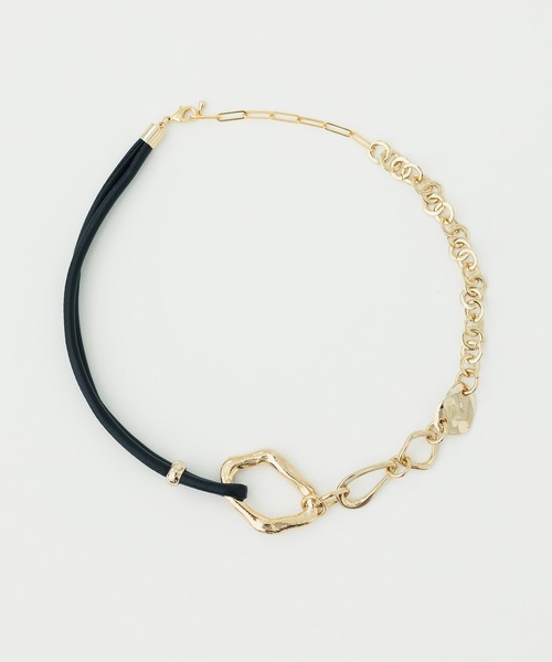 UNITED TOKYO(ユナイテッドトウキョウ)の「レザーコンビチェーンネックレス(ネックレス・レディース・ゴールド・FREE)」の1枚目の写真