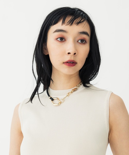 UNITED TOKYO(ユナイテッドトウキョウ)の「レザーコンビチェーンネックレス(ネックレス・レディース・ゴールド・FREE)」の4枚目の写真