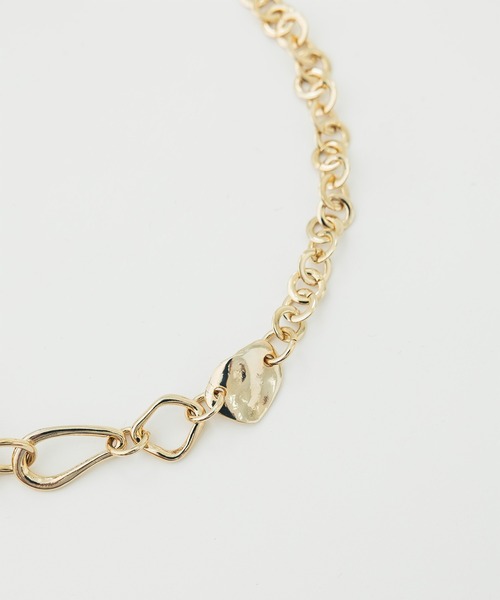 UNITED TOKYO(ユナイテッドトウキョウ)の「レザーコンビチェーンネックレス(ネックレス・レディース・ゴールド・FREE)」の3枚目の写真