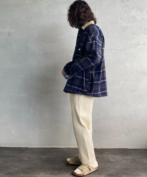 UNIVERSAL OVERALL（ユニバーサルオーバーオール）の「[UNIVERSAL OVERALL/ユニバーサルオーバーオール] 別注 オーバーサイズ チェックネルシャツジャケット（シャツ/ブラウス・レディース・ベージュ/ネイビー/アイボリー・M/L）」の19枚目の写真